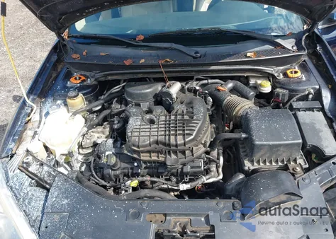 2011 Chrysler 200 Limited from USA, damaged, VIN 1C3BC2FG8BN570113